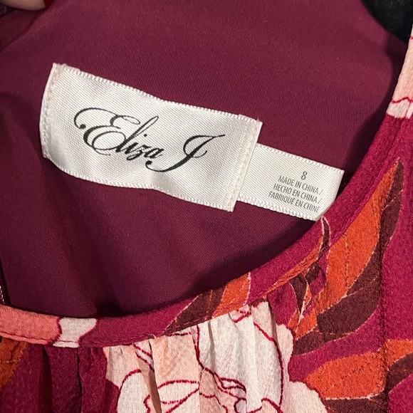 ELIZA J Raspberry Floral Dress with Ruffle Detail Size 8 Cocktail Party - Picture 4 of 6